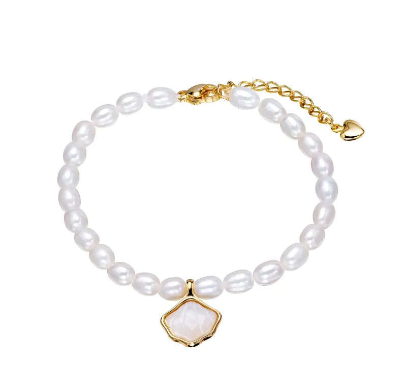 OSM Pearl & Shell Bracelet with Gold Clasp & Chain